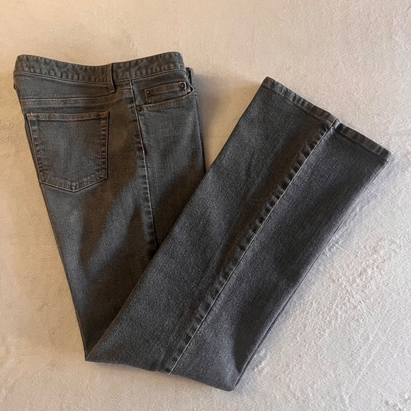 Theory Women's Bootcut Jeans Gray/Brown Wash Denim Wide Leg Size 12 - Picture 5 of 11